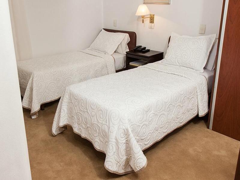 Gran Hotel Dora Córdoba Buitenkant foto