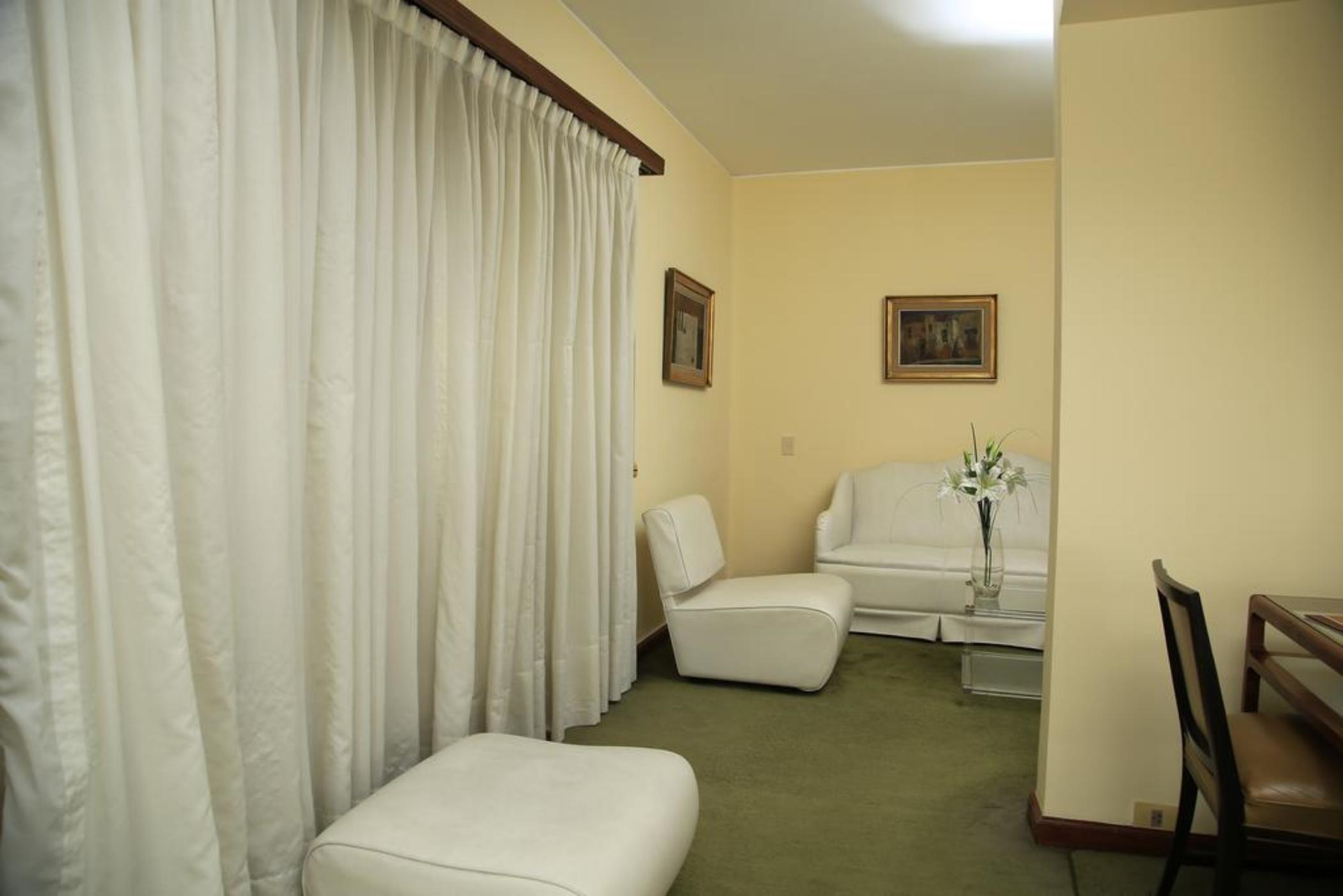 Gran Hotel Dora Córdoba Buitenkant foto