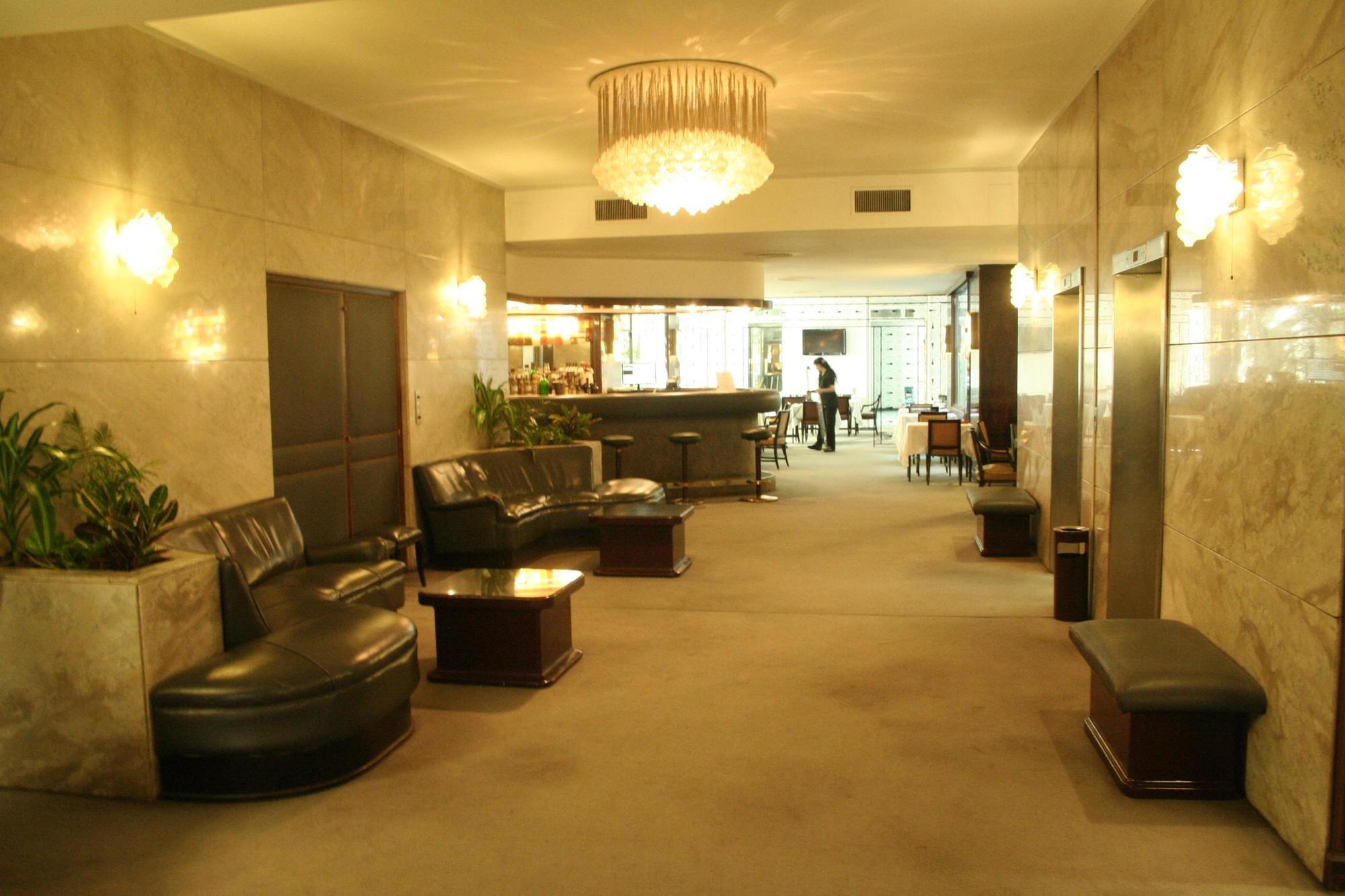 Gran Hotel Dora Córdoba Buitenkant foto