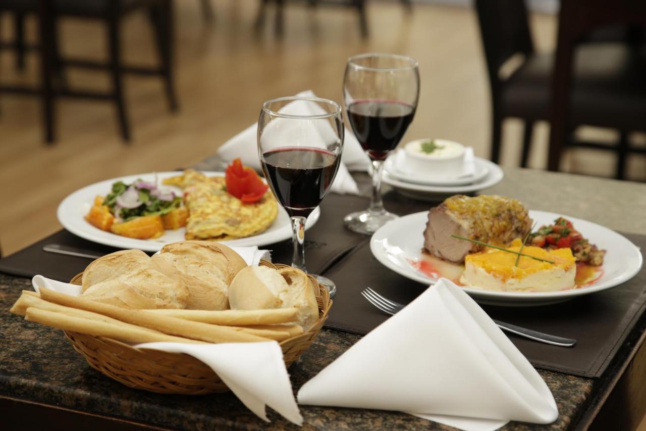 Gran Hotel Dora Córdoba Buitenkant foto
